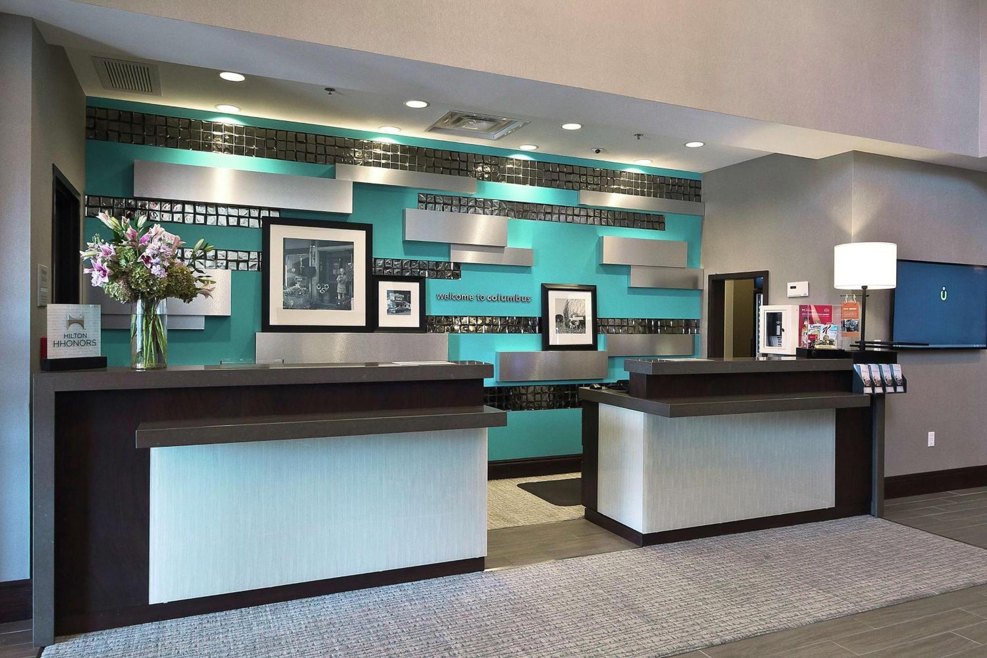 Hampton Inn & Suites Columbus/University Area Exterior photo